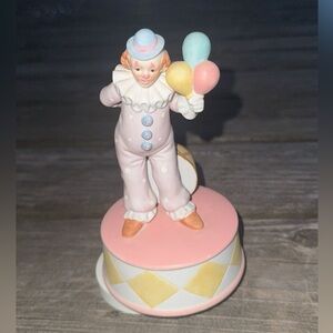 1986 Summit Collection Musical Rotating Clown Figurine with Balloons "People"